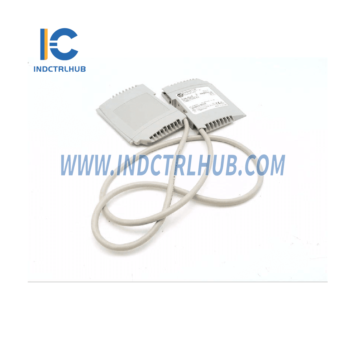 Allen-Bradley 1769-CLL3 CMPLX 1 m kreisais uz kreiso autobusa paplašinājuma kabelis