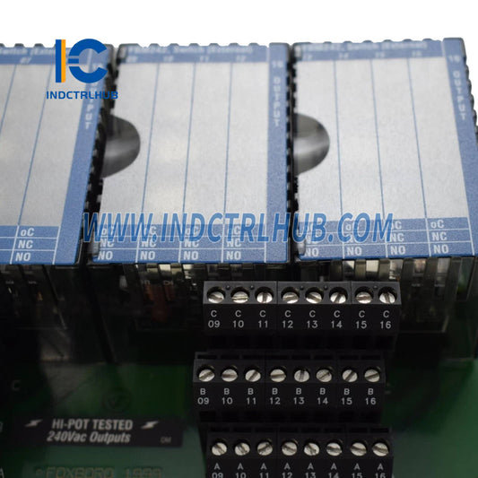 Foxboro FBM242 P0916NG diszkrét kimeneti modul
