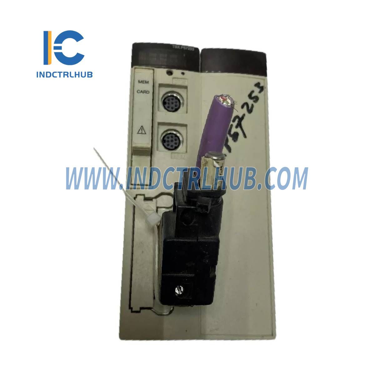 Schneider TSXP57253M Dvojitý formát PL7 procesor