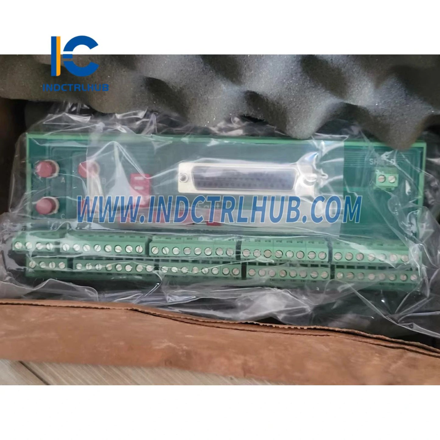 Schneider 140CFC03200 KHỐI TAL, CẦU CHÌ THEO NHÓM