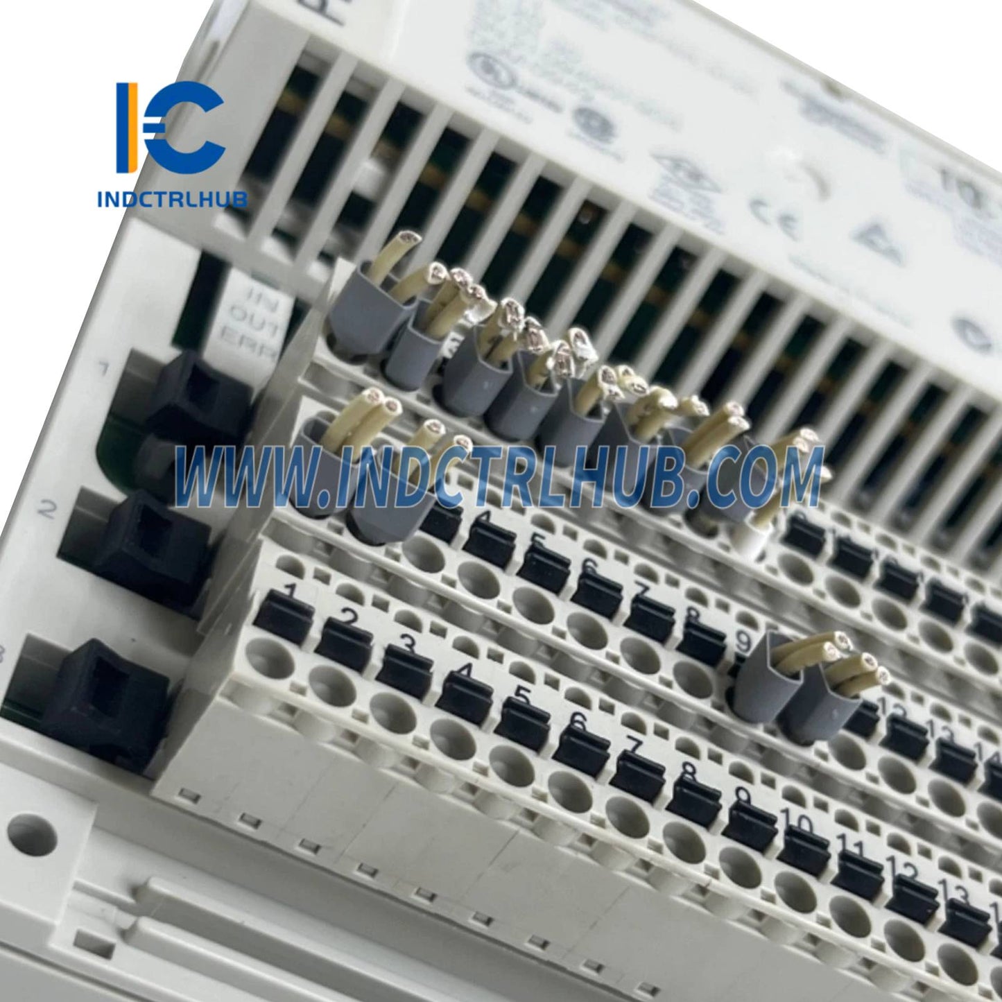Schneider 170ADM35011 Discrete I/O module Modicon Momentum