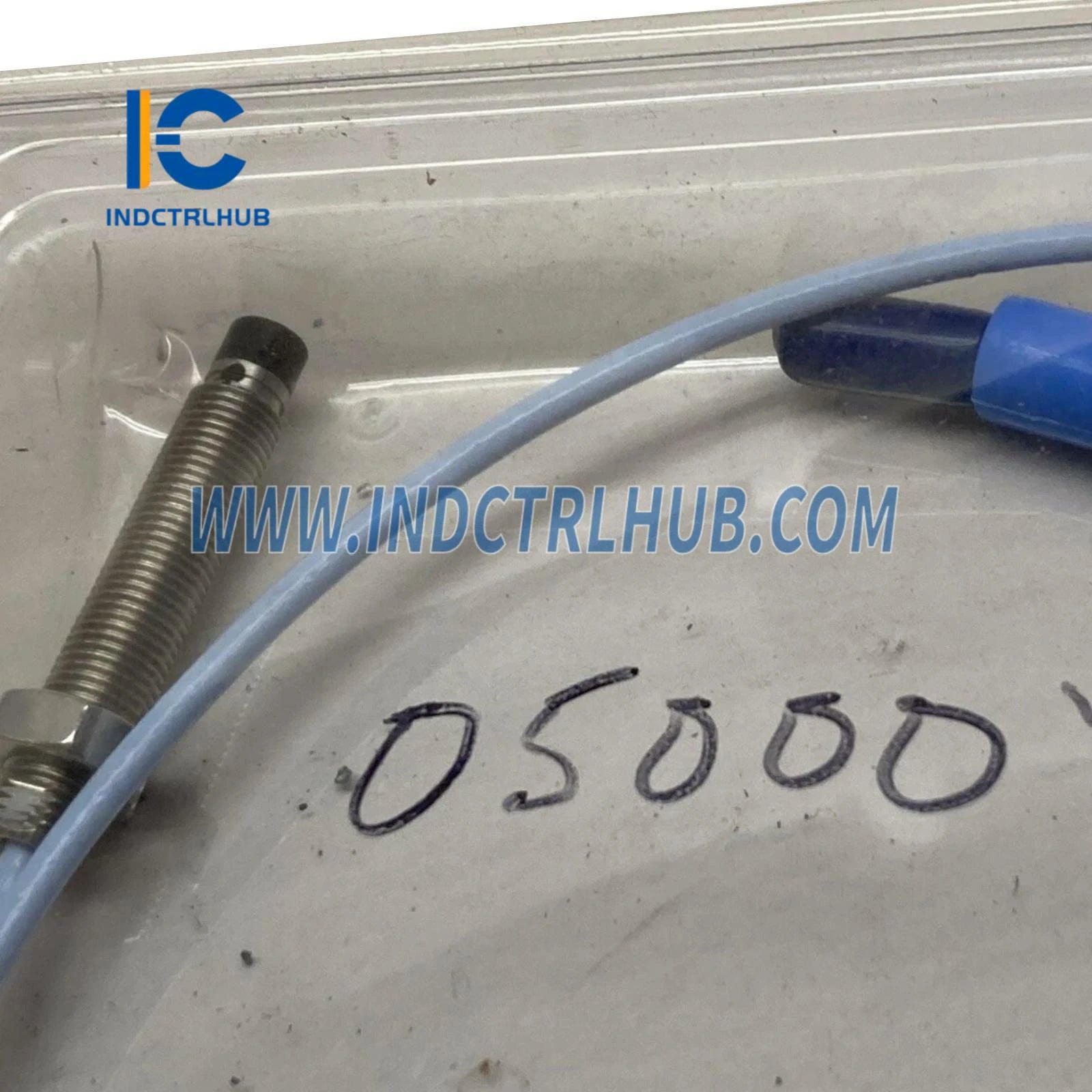 Technical View of 24VDC Connector and details for 330101-00-20-10-11-00